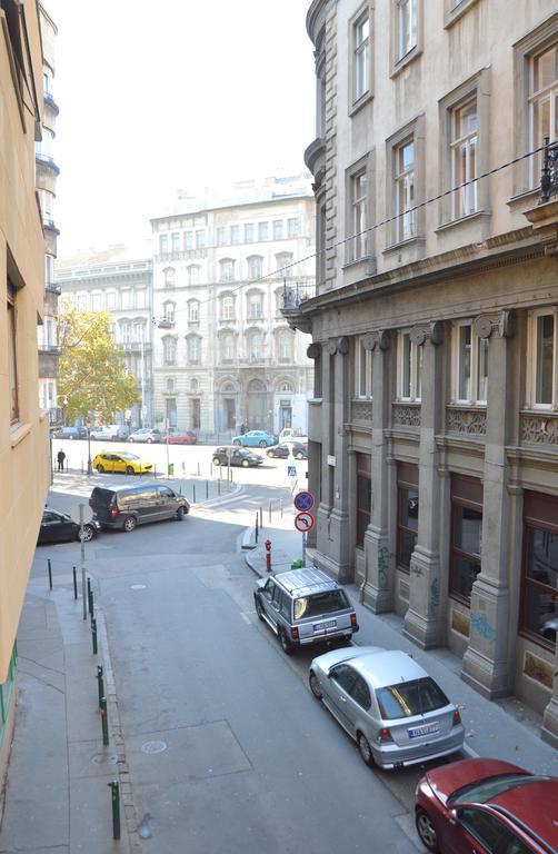 Appartement Classic Flat At Basilica à Budapest Extérieur photo