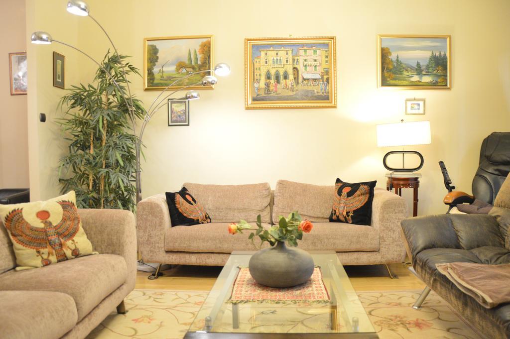 Appartement Classic Flat At Basilica à Budapest Extérieur photo