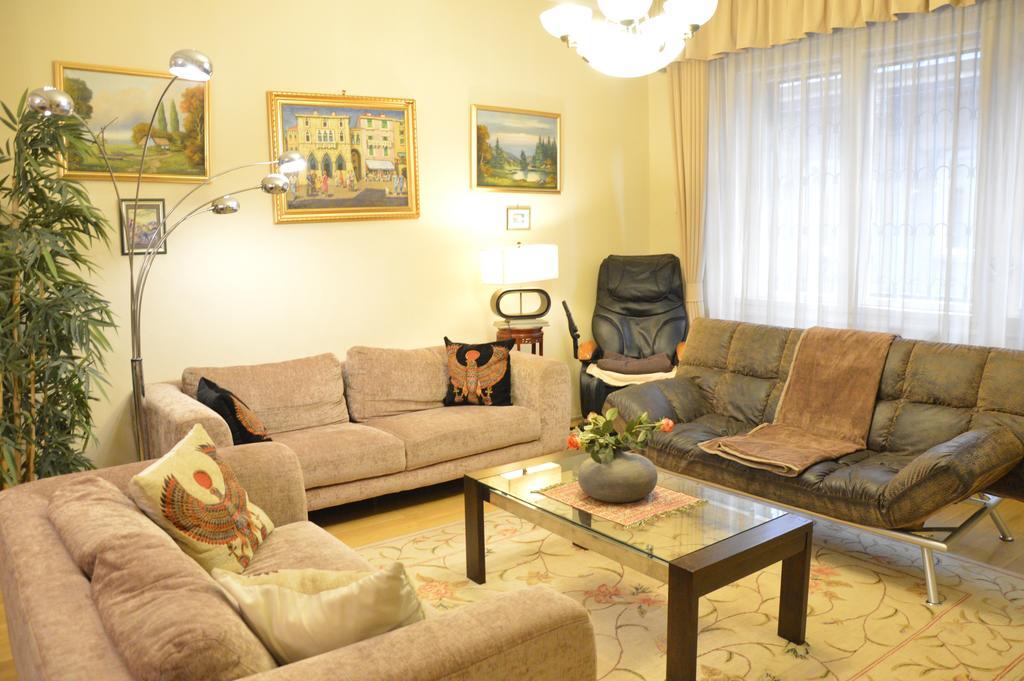Appartement Classic Flat At Basilica à Budapest Extérieur photo